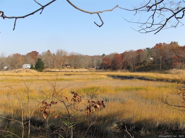 12 Bowhay Hill Rd, Branford, CT 06405