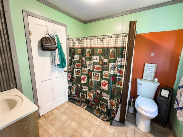 2281 US Rte 40, Casey, IL 62420 - full bath featuring toilet, curtained shower, and vanity