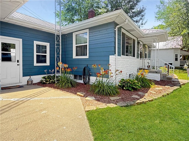 204 SE 4th St, Casey, IL 62420 - photo 2