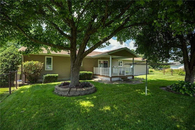 2104 Sycamore St, Effingham, IL 62401 - view of front of home