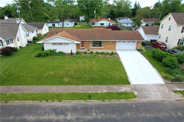 view of front of property with a front lawn