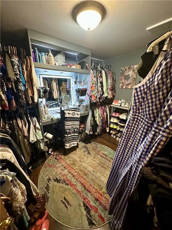 808 Moultrie Ave, Mattoon, IL 61938 - view of spacious closet