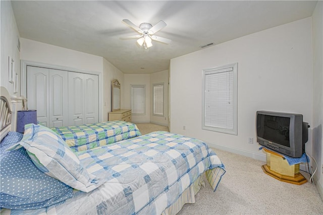 2928 Lakewood Dr, Vandalia, IL 62471 - carpeted bedroom featuring a closet and ceiling fan