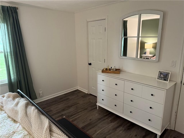 509 E Gordon Ave, Effingham, IL 62401 - bedroom featuring dark wood-type flooring and ornamental molding