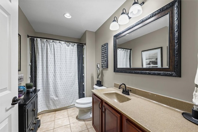 707 W Coolidge Ave, Charleston, IL 61920 - full bath with vanity, tile patterned flooring, and a shower with curtain