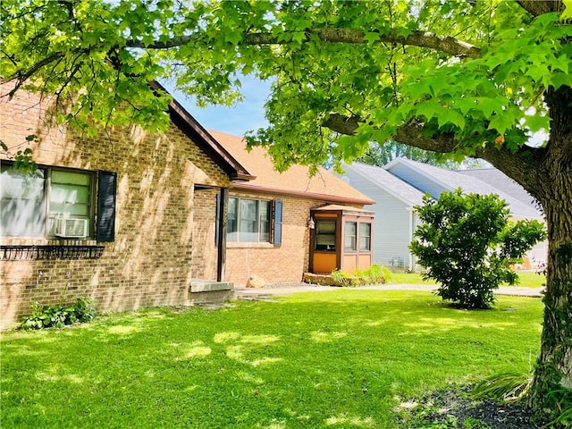 208 Roosevelt St, Paris, IL 61944 - photo 2