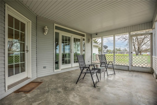 view of sunroom / solarium