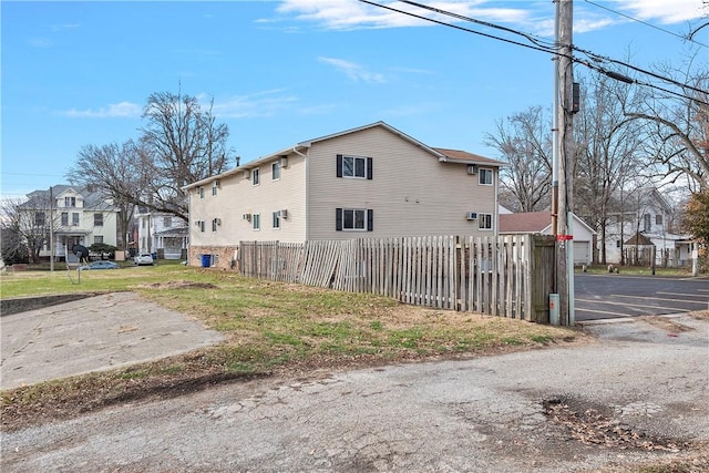 612 W Macon St, Decatur, IL 62522 - photo 5