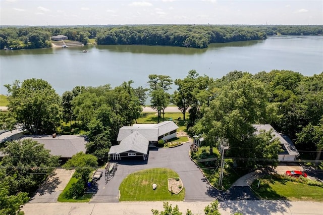3117 Lake Bluff Dr, Decatur, IL 62521 - photo 1