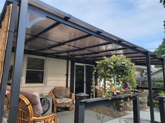 517 W Union St, Nokomis, IL 62075 - view of deck