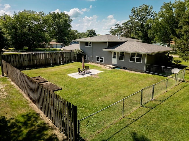 602 Maple Dr, Catlin, IL 61817 - rear view of property with a fenced backyard and a patio area
