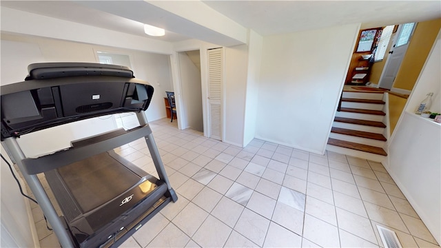 602 Maple Dr, Catlin, IL 61817 - exercise area with baseboards