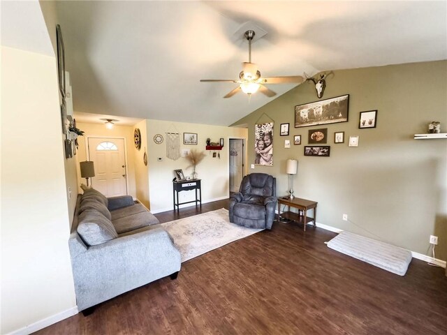 515 Horseshoe Ln, Casey, IL 62420 - photo 22