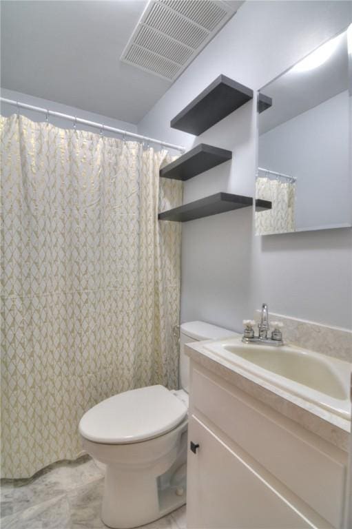 325 S Durfee St, Warrensburg, IL 62573 - full bath with vanity, marble finish flooring, and a shower with curtain