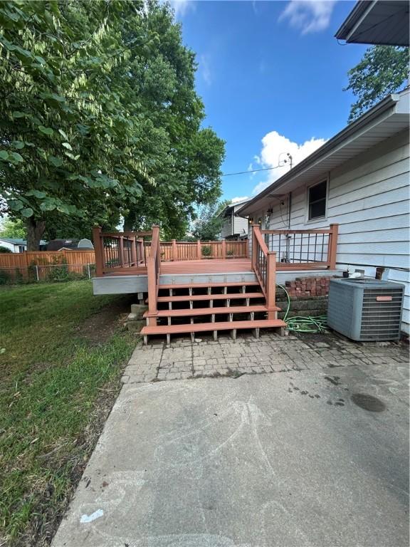 416 Southampton Dr, Decatur, IL 62526 - photo 27