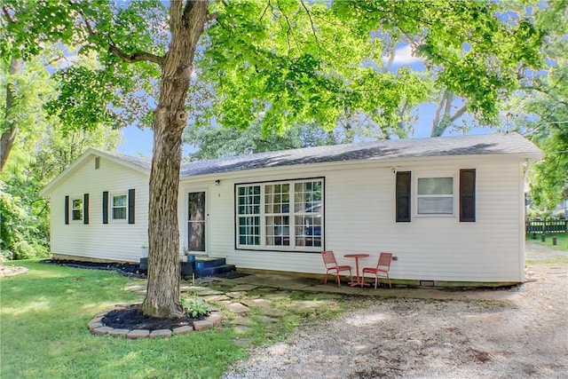9 Brosam Dr, Charleston, IL 61920 - photo 1