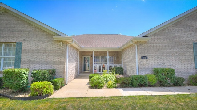 245 E Hamilton St, Warrensburg, IL 62573 - photo 3