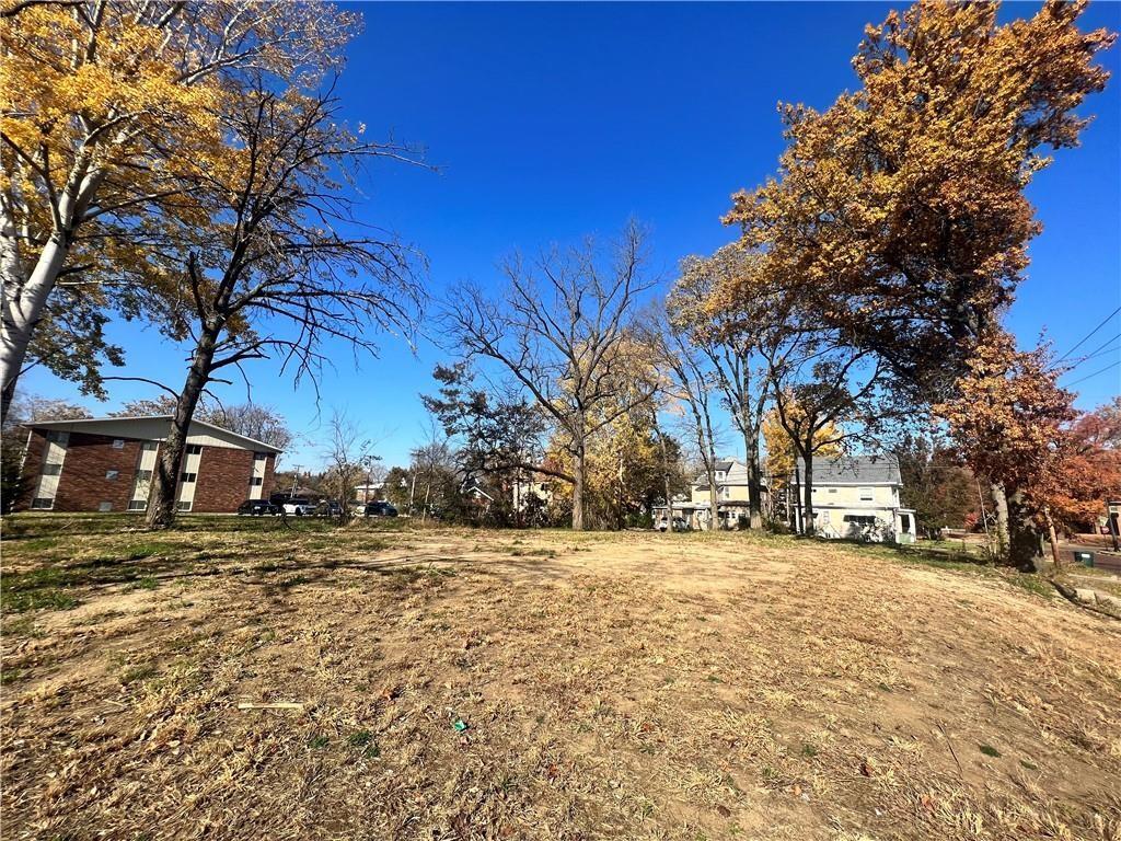 1004 W Wood St, Decatur, IL 62522 - photo 1