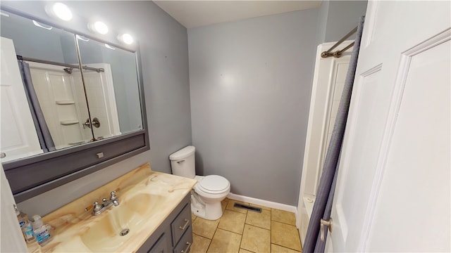 full bath with visible vents, toilet, tile patterned floors, curtained shower, and vanity