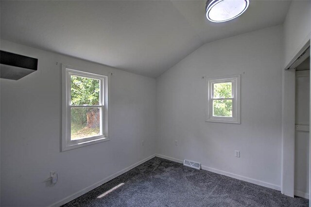 2645 E Logan St, Decatur, IL 62526 - photo 17