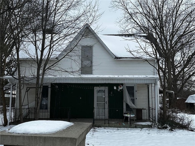 view of front of home featuring a porch