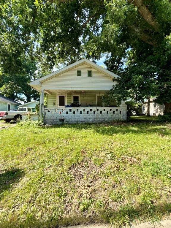 124 Polk Ave, Charleston, IL 61920 - view of front of house