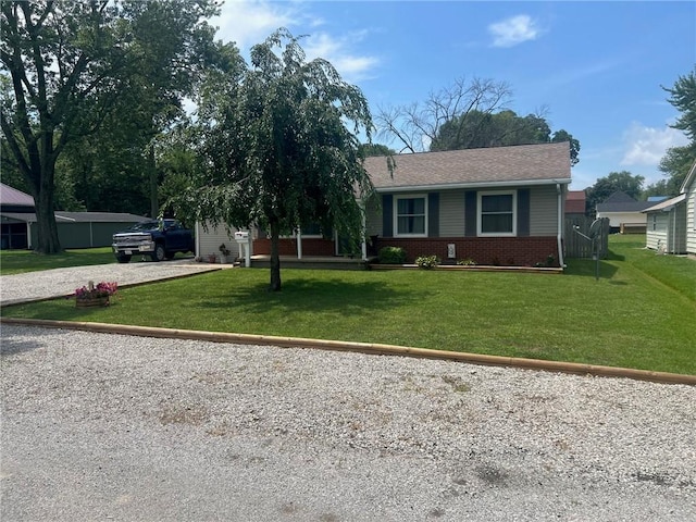 509 S 2nd St, Casey, IL 62420 - photo 1