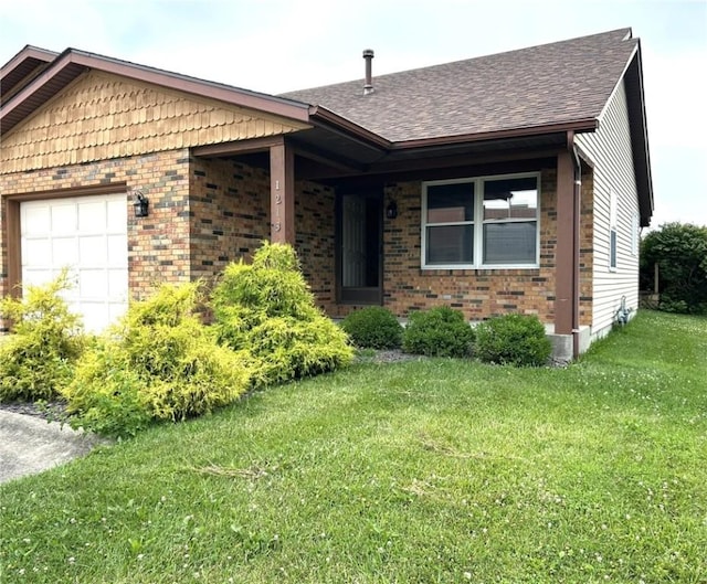 1213 W Temple Ave, Effingham, IL 62401 - photo 1