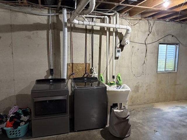 34A Woolery Dr, Neoga, IL 62447 - below grade area with washer and clothes dryer