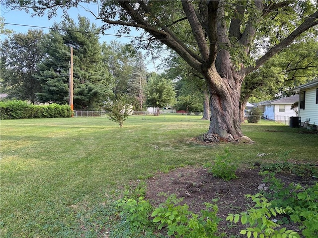 3829 Macarthur Rd, Decatur, IL 62526 - photo 5