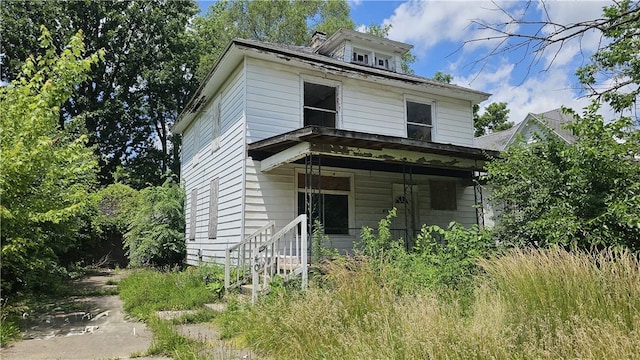 40 S Virginia Ave, Danville, IL 61832 - view of front facade with a porch