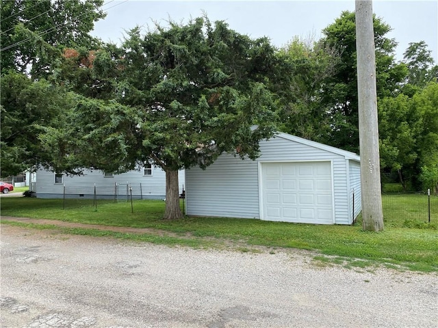 102 10th St, Charleston, IL 61920 - view of detached garage