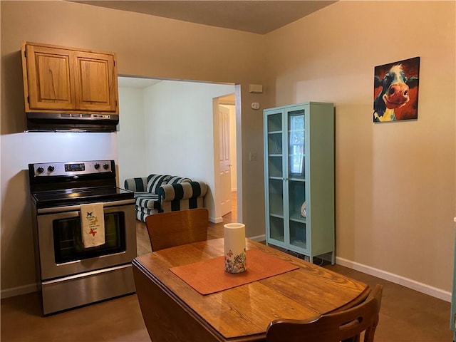 102 10th St, Charleston, IL 61920 - dining room featuring baseboards