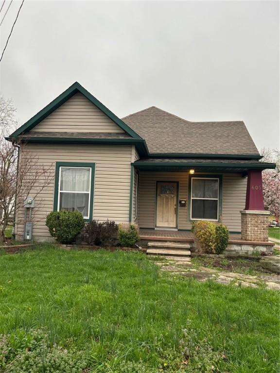 605 N Michigan Ave, Marshall, IL 62441 - photo 1