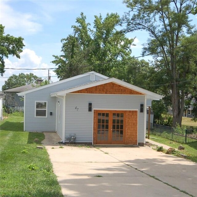 47 Oak Ridge Dr, Decatur, IL 62521 - photo 1