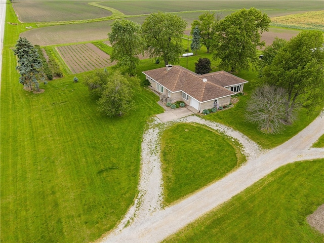 birds eye view of property featuring a rural view