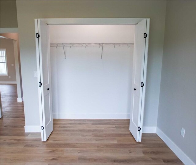 3812 Sonny Ln, Danville, IL 61832 - view of closet