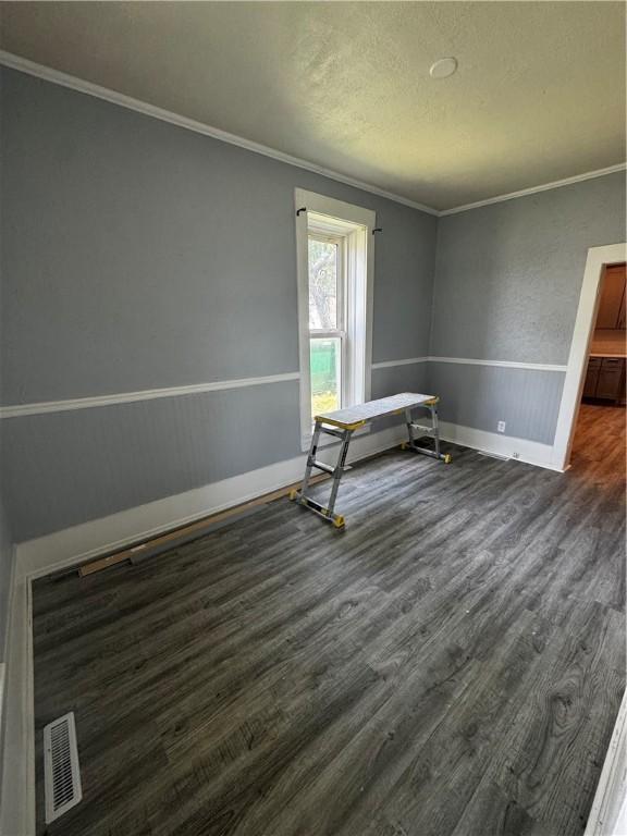 802 Locust Ave, Neoga, IL 62447 - photo 17