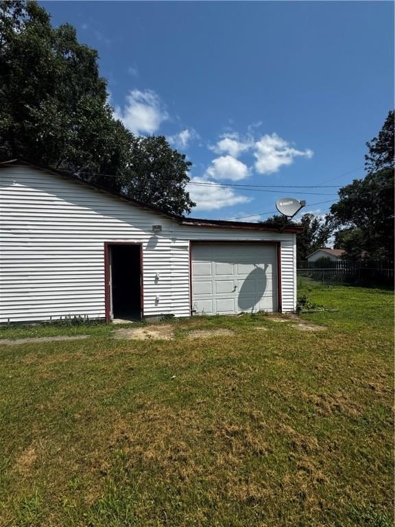 802 Locust Ave, Neoga, IL 62447 - photo 19