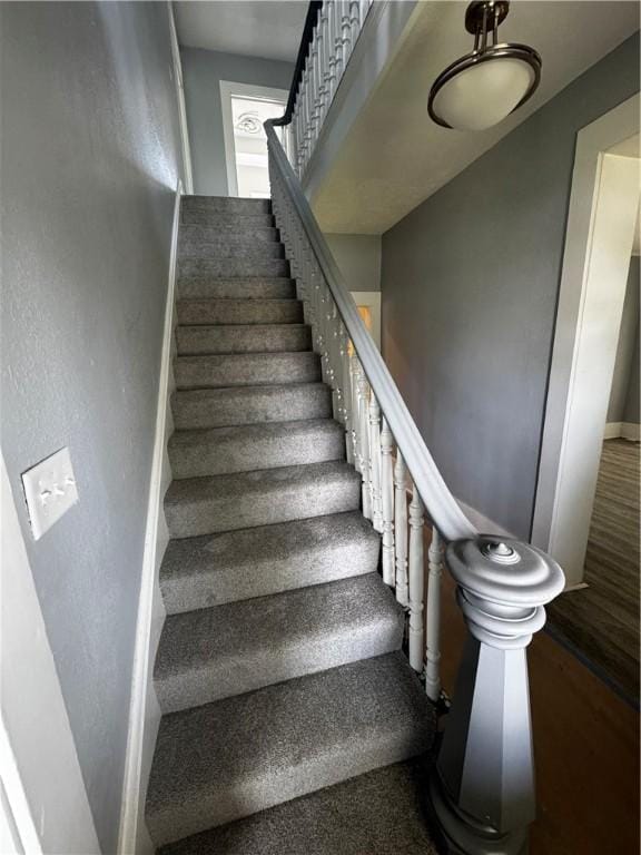802 Locust Ave, Neoga, IL 62447 - photo 8