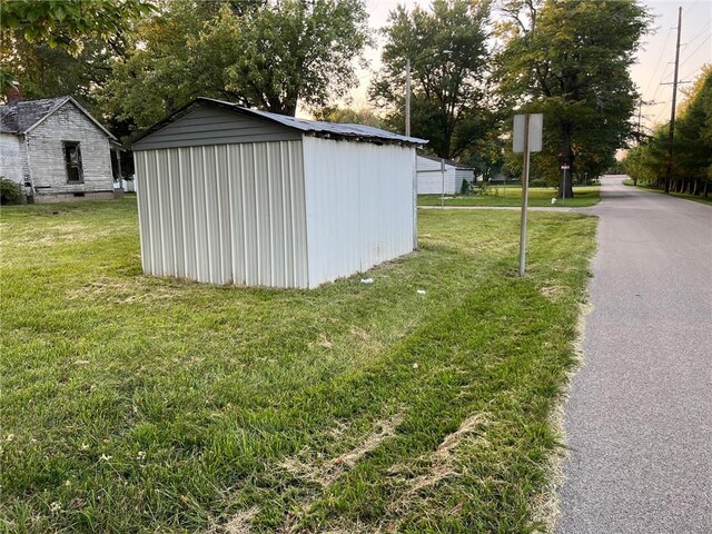 302 Dubois St, Lawrenceville, IL 62439 - photo 3