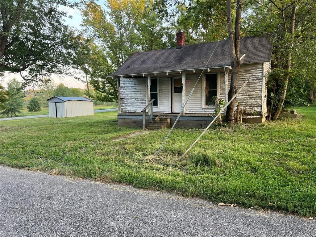 302 Dubois St, Lawrenceville, IL 62439 - photo 4