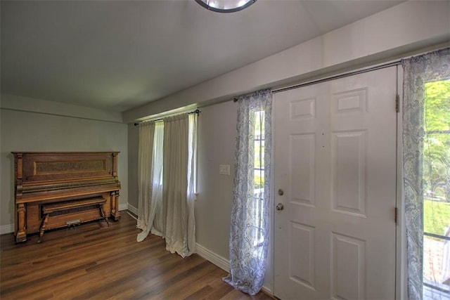 3985 E Cerro Gordo St, Decatur, IL 62521 - foyer entrance featuring baseboards and dark wood-type flooring