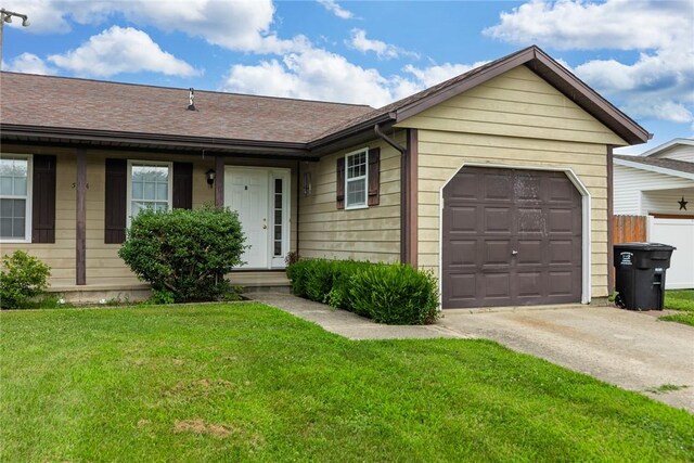 504A E Hendelmeyer Ave Unit B, Effingham, IL 62401 - photo 3