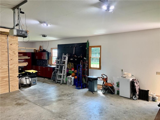 15690 E 1100th Ave, Effingham, IL 62401 - garage with a garage door opener