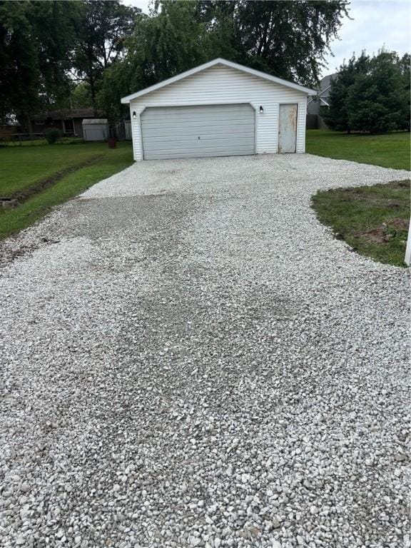 309 N Illinois St, Toledo, IL 62468 - photo 4