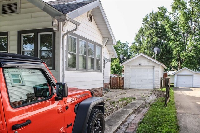 2913 Champaign Ave, Mattoon, IL 61938 - photo 3