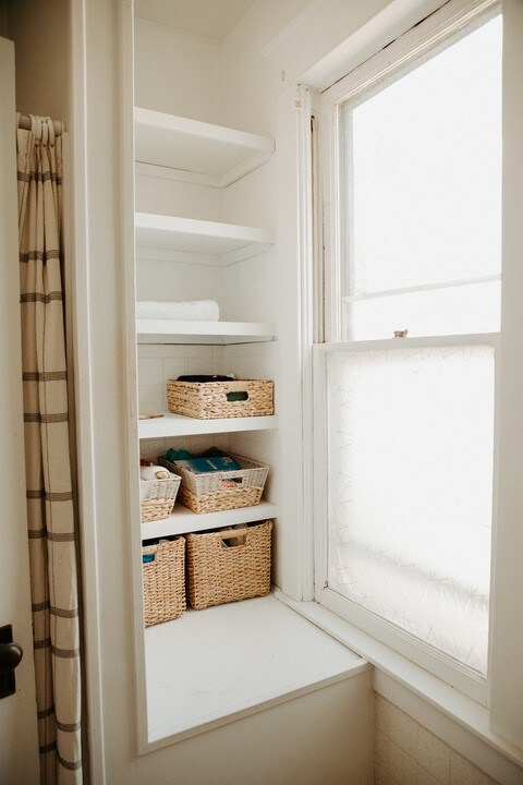 403 Maple St, Marshall, IL 62441 - view of closet