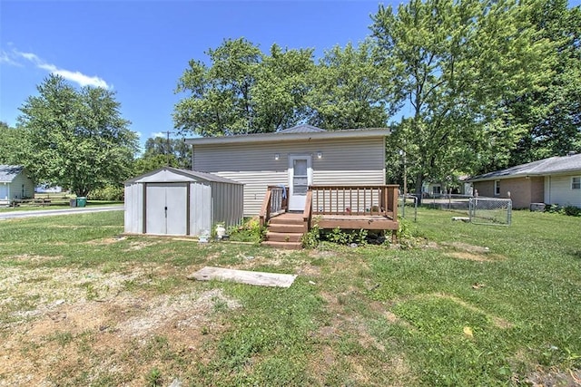 801 6th St, Pana, IL 62557 - photo 16