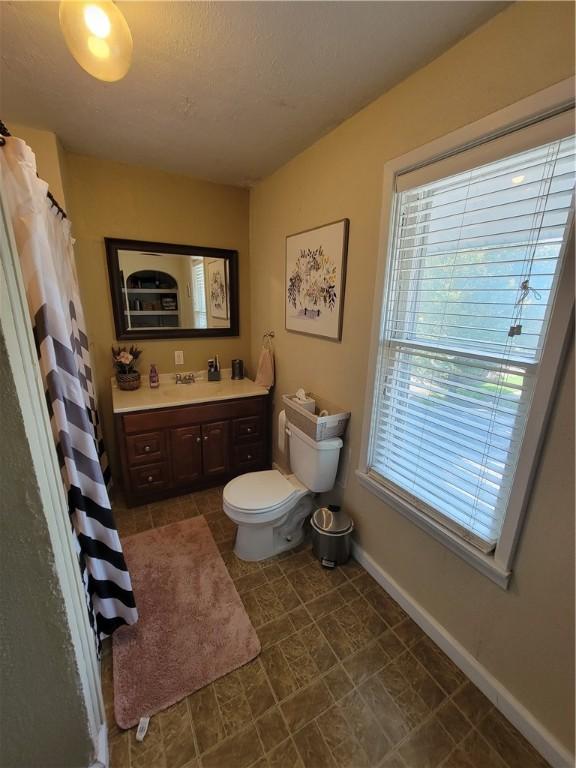 206 N Saint Clair St, Altamont, IL 62411 - photo 28